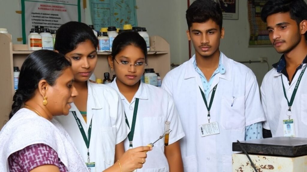 D.Pharm or B.Pharm: Which Pharmacy Course Suits Your Career Goals?